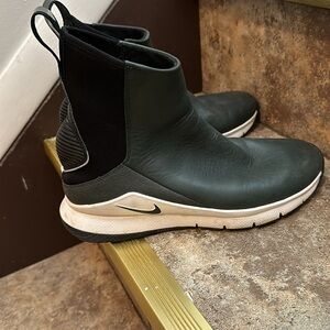 Nike sneaker boots
